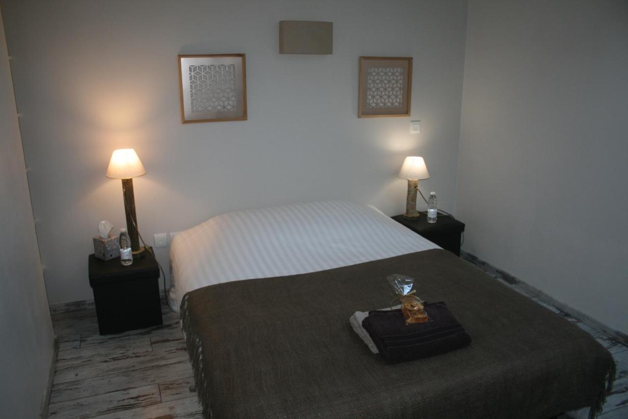 לה טיש Chambre Chez L'Habitant Avec Spa Et Petit-Dejeuner En Lisiere De Foret מראה חיצוני תמונה